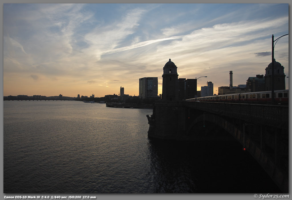 IMAGE: http://sydor25.com/Pictures/Boston_2008-1152.jpg