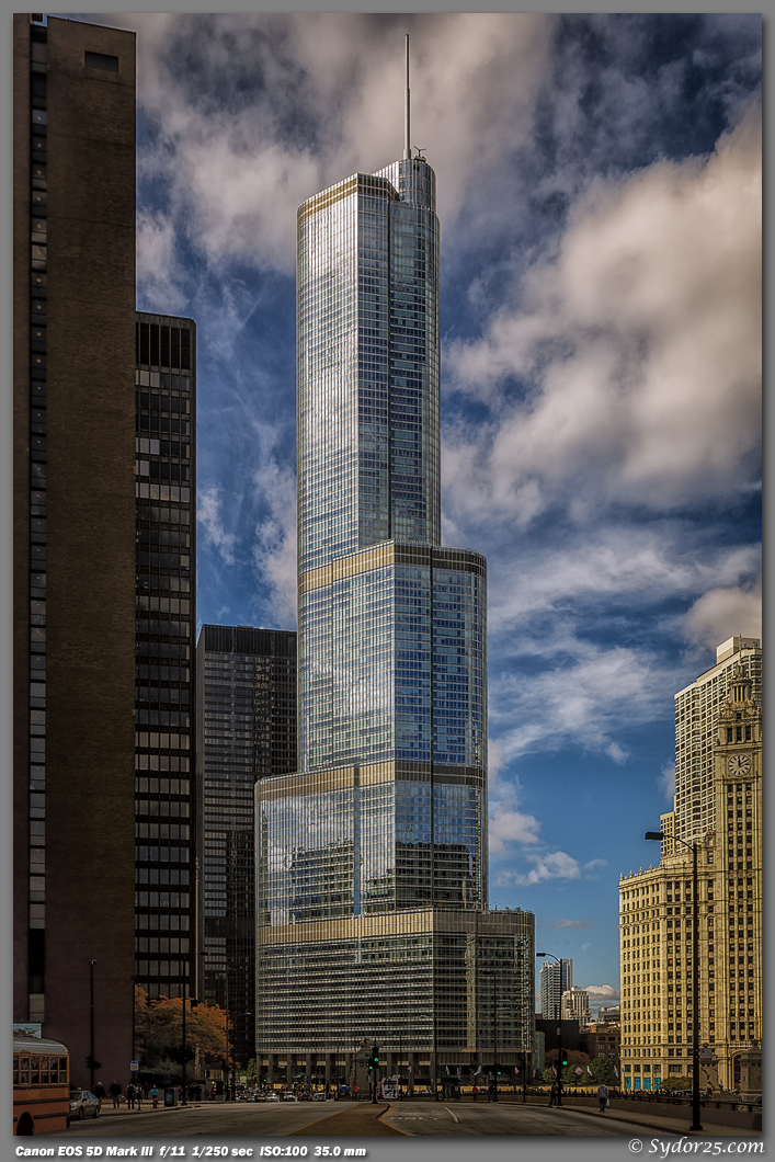 IMAGE: http://sydor25.com/Pictures/Chicago_10.06.12-0471.jpg