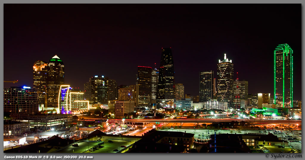 Dallas+skyline+at+night