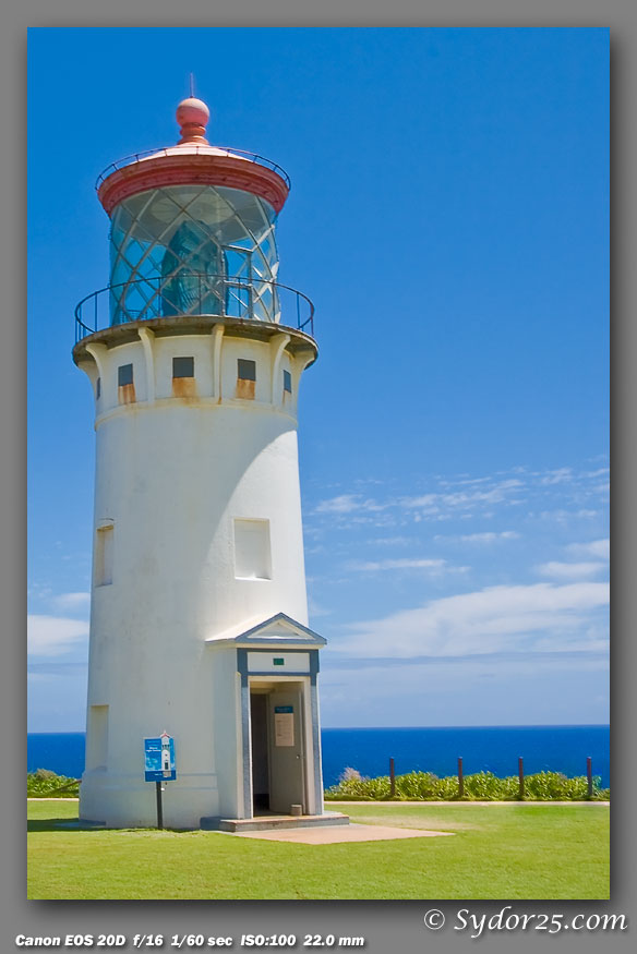 IMAGE: http://sydor25.com/Pictures/Kauai_8_16_05-144.jpg