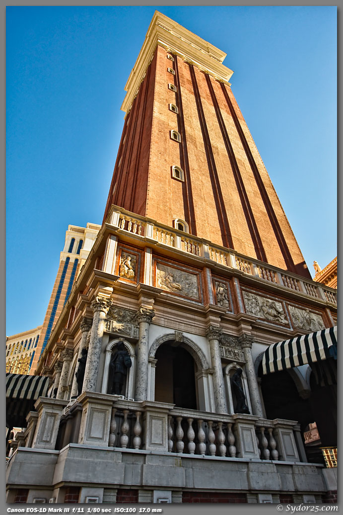 IMAGE: http://sydor25.com/Pictures/Las_Vegas_1.24.10-0468.jpg