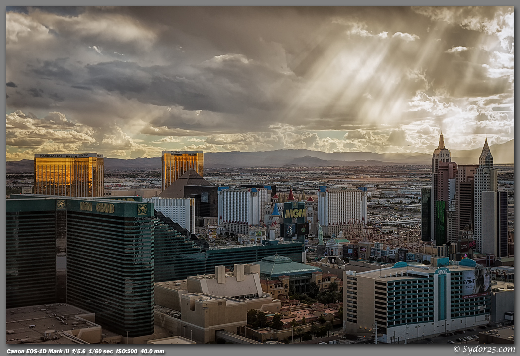 IMAGE: http://sydor25.com/Pictures/Las_Vegas_10.3.10-0748.jpg