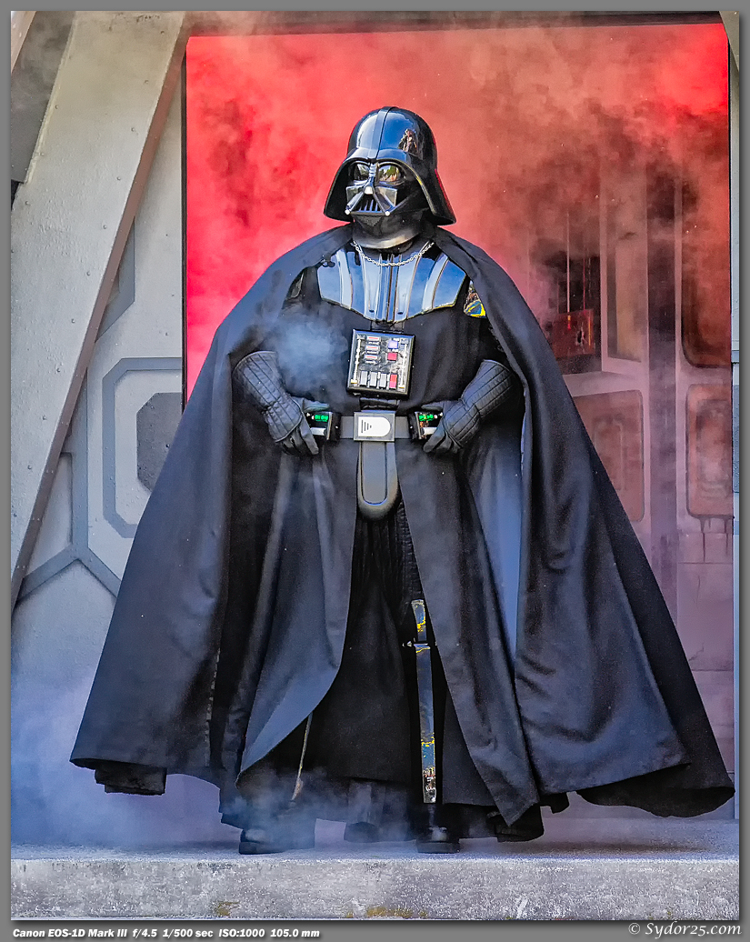 IMAGE: http://sydor25.com/Pictures/Orlando_10.07.11-082_8x10.jpg