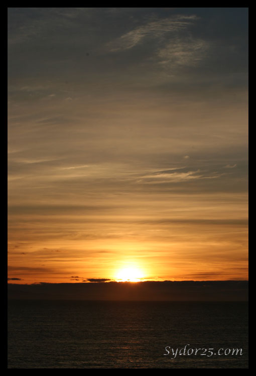 IMAGE: http://sydor25.com/Pictures/Sunset_2_16_05+210.jpg